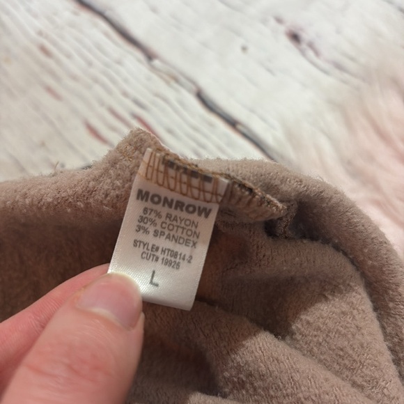 Monrow Animal Print Crewneck Leopard Oversized Sweatshirt - Picture 8 of 9